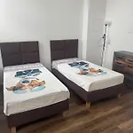 Zentral Apartamento *