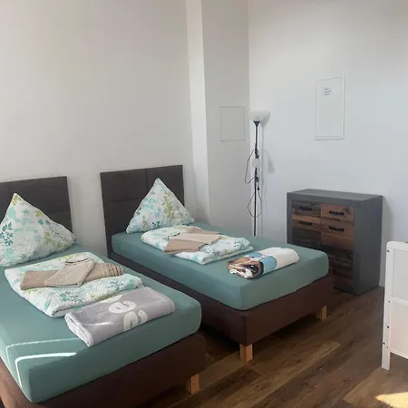 Zentral Apartamento